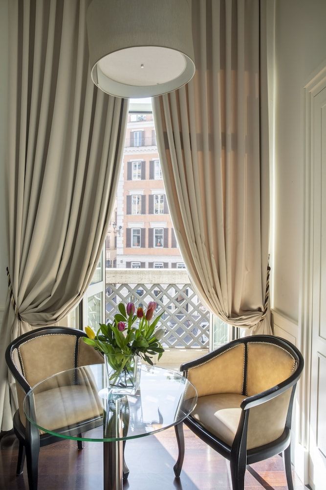 Hotel Scalinata di Spagna Deluxe Double or Twin Room, City View, Annex Building 16