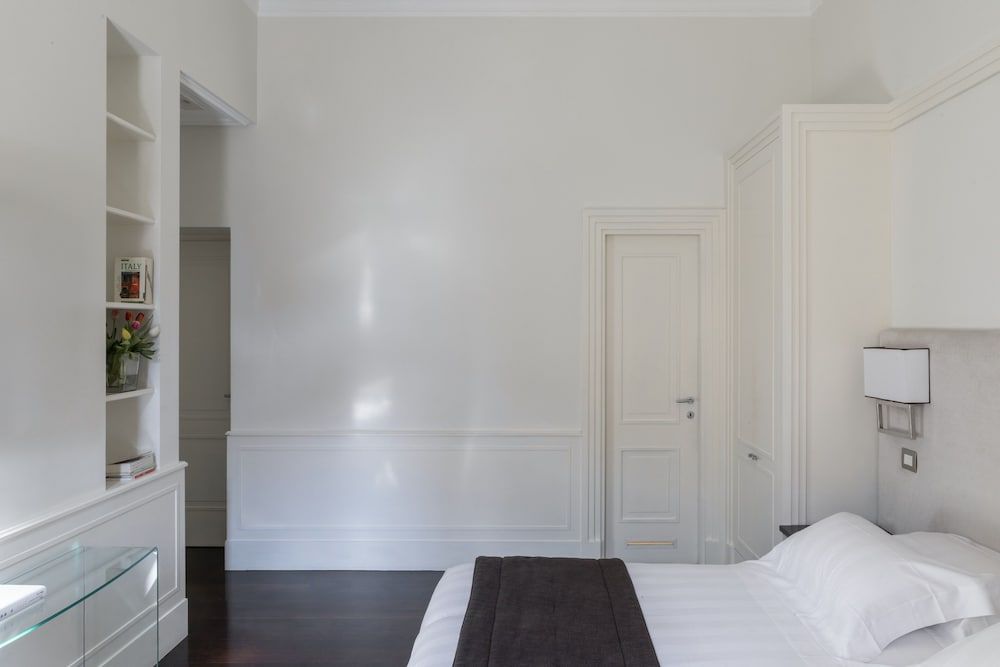 Hotel Scalinata di Spagna Deluxe Double or Twin Room, City View, Annex Building 12