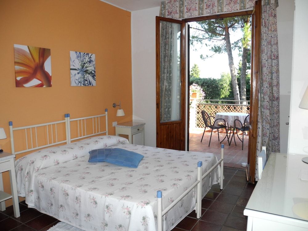 Hotel Le Renaie