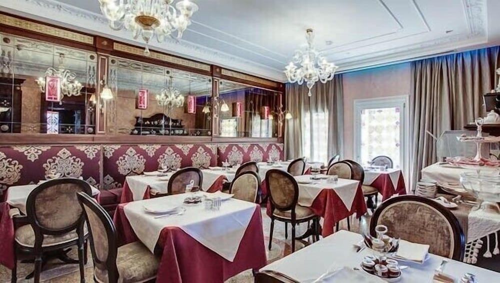 undefined Hotel Moresco 4