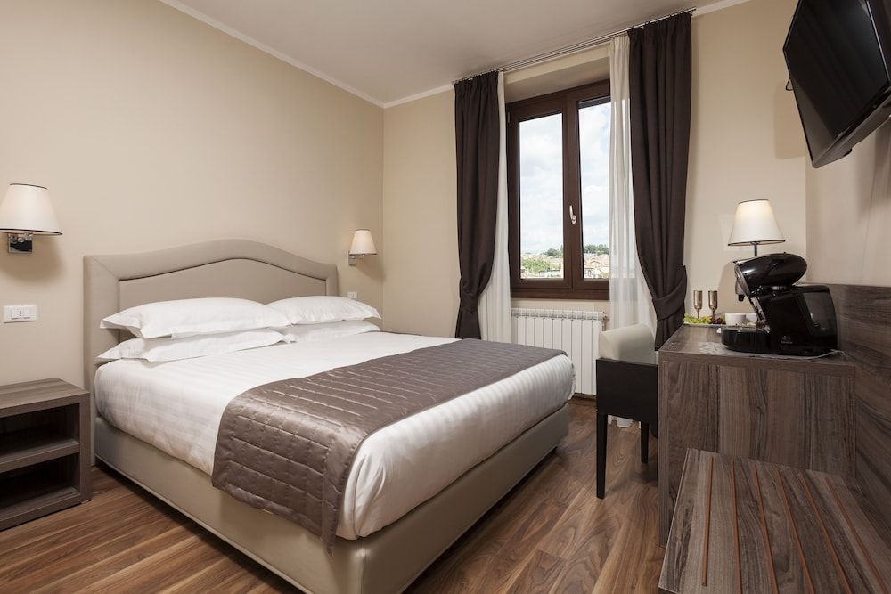 undefined Window on Rome 4