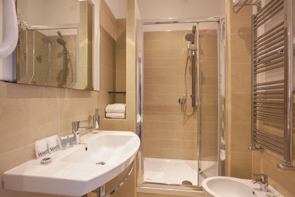 Window on Rome Triple Room 10