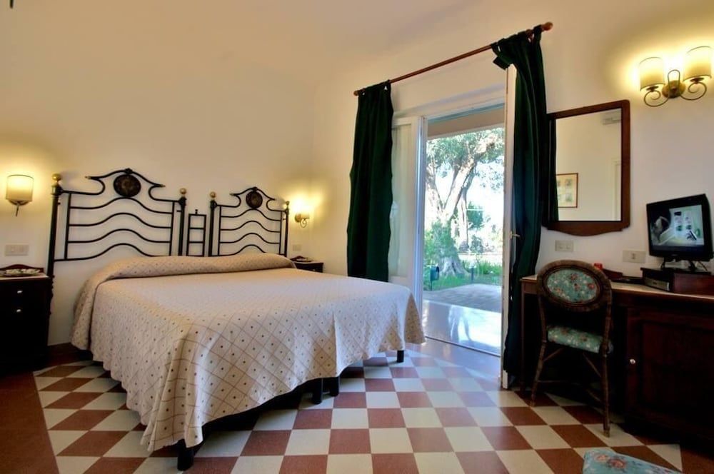 Deluxe Double Room, Patio, Sea View