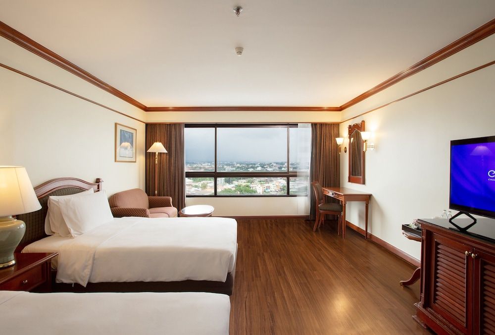 undefined Centara Riverside Hotel Chiang Mai 2