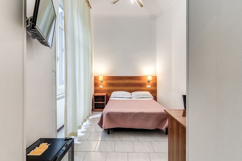 Hotel Altavilla 9 Standard Double Room