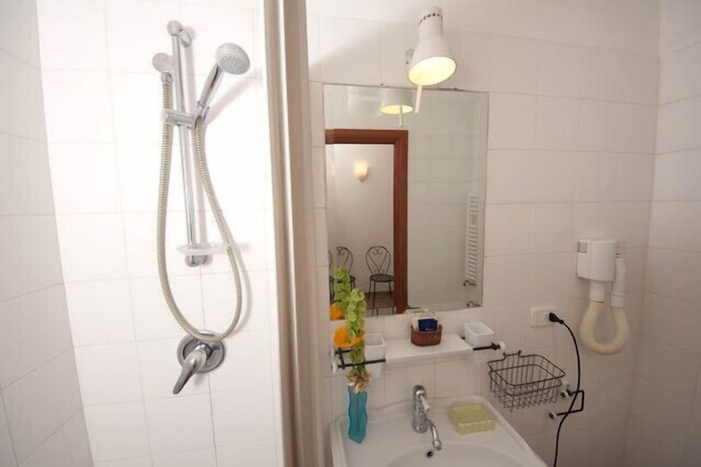 Aenea's B&B Romantic Double Room 6