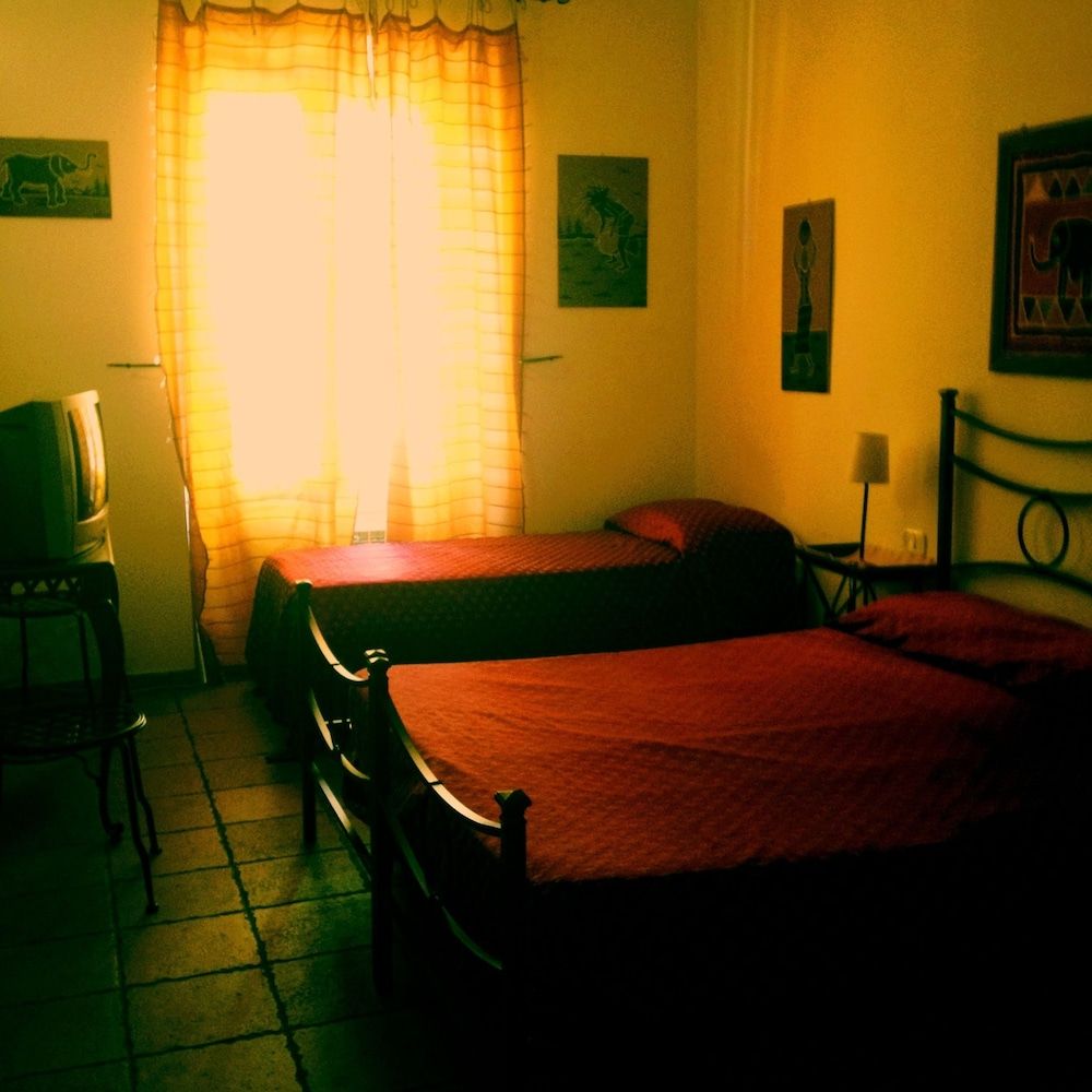 Aenea's B&B Triple Room 2