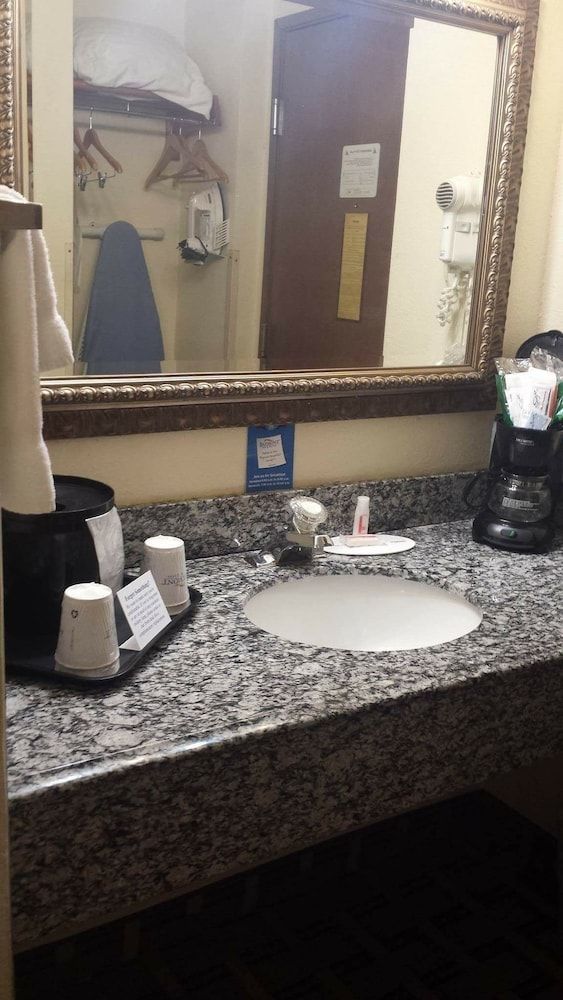 Studio Suite, 1 King Bed, Non Smoking