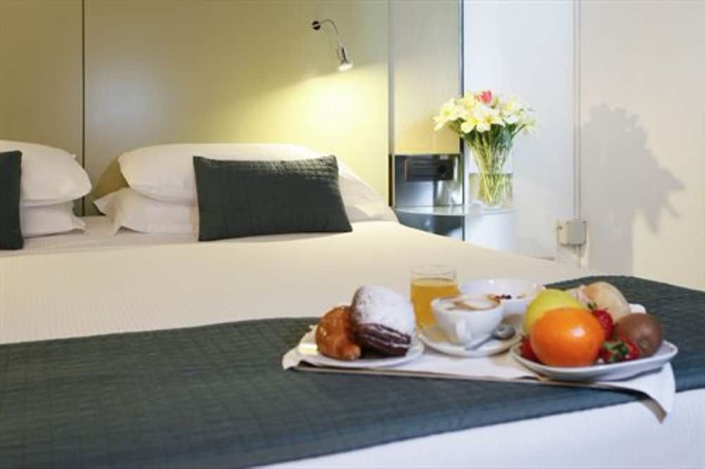 Hotel Buonconsiglio Deluxe Double Room 3