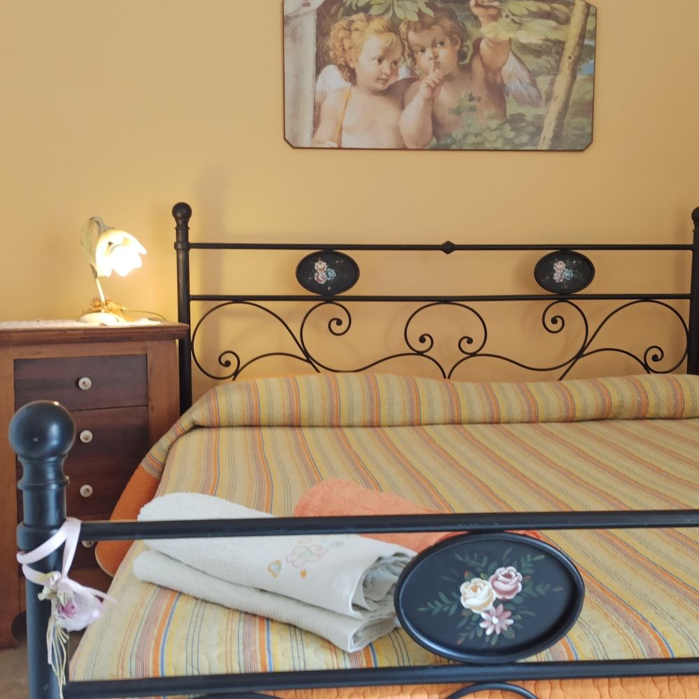 B&B Le Quattro Stagioni Standard Double Room, Shared Bathroom 2