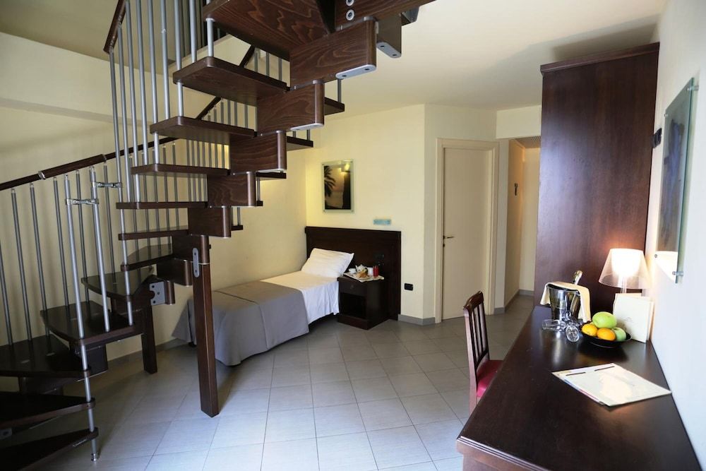 Albanuova Hotel Standard Triple Room 2