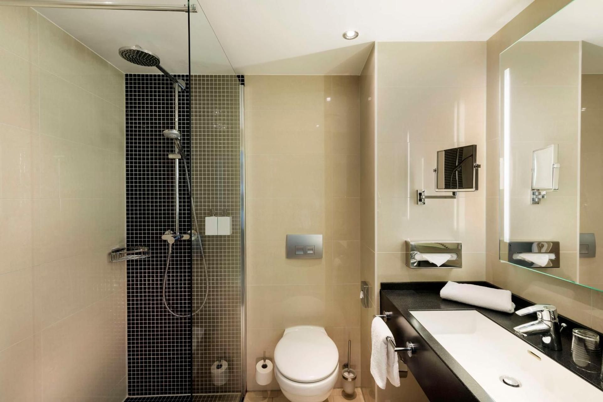 superior with balcony