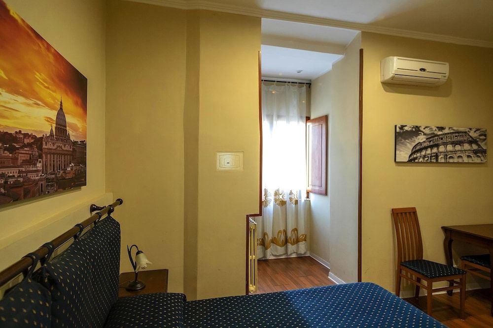 Sole e Luna Bed & Breakfast Double Room, Private Bathroom 7