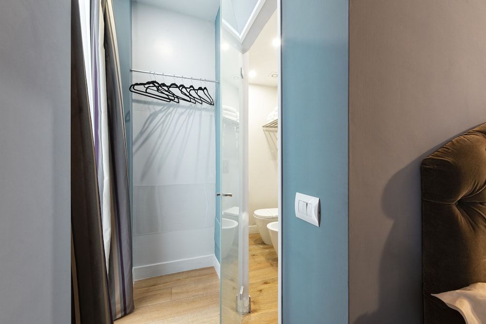 Le Suite Del Barone Classic Room, City View 3