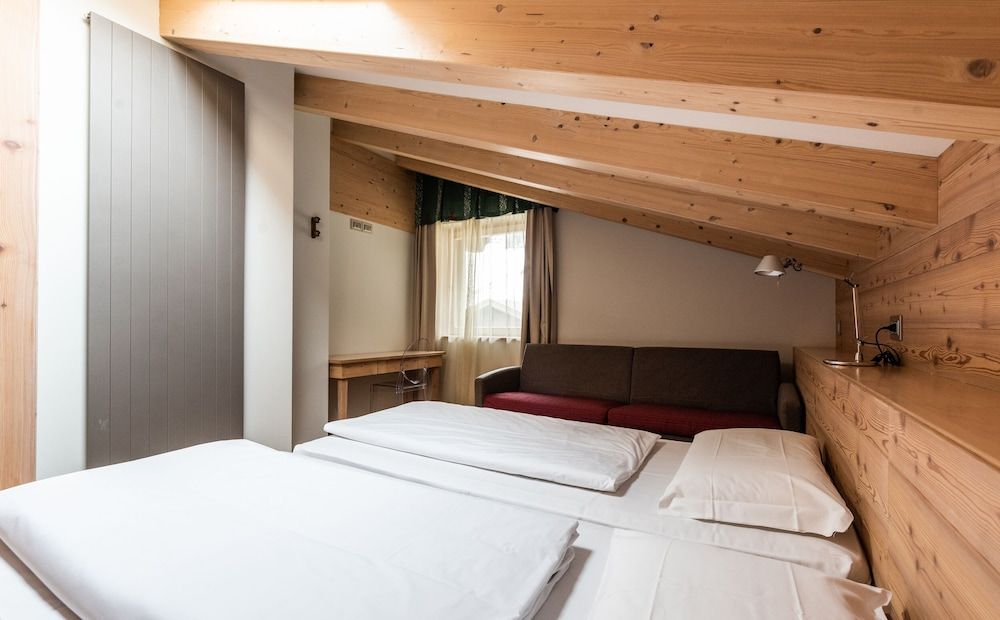 Residence Antares Superior Apartment, 2 Bedrooms (6 Adults) 2