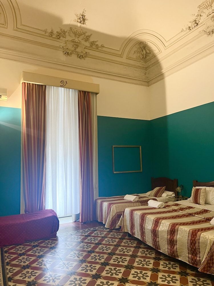 Hotel Valentino Junior Suite 7