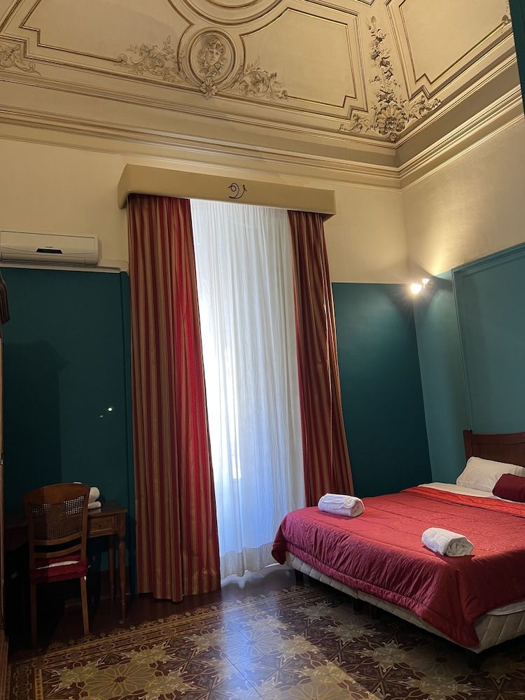 Hotel Valentino Superior Quadruple Room 2