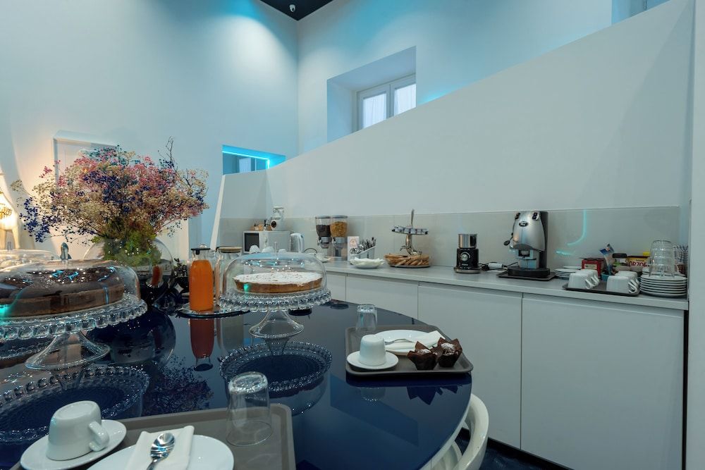 undefined B&B Skyhouse Chiaia 10