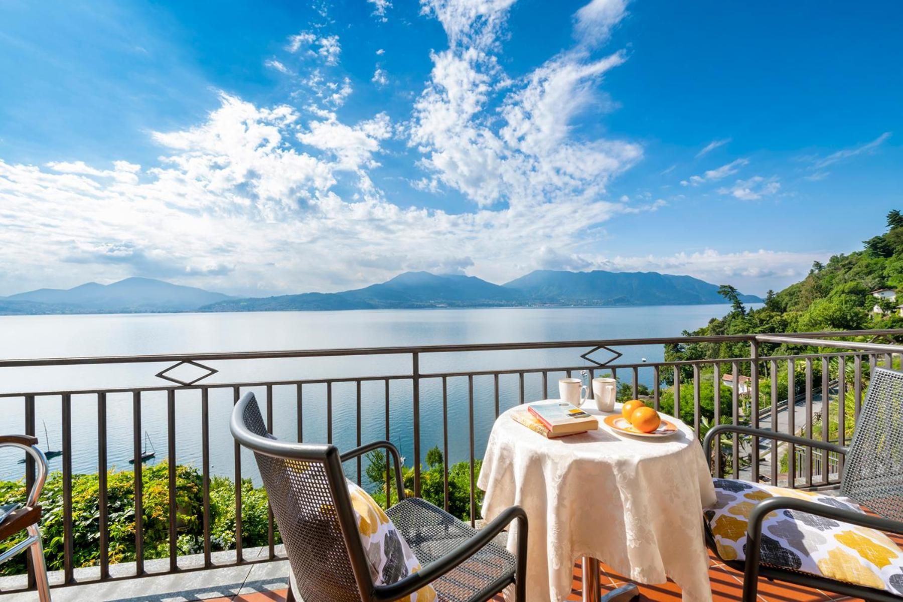 Double or Twin Room with Balcony and Lake View
