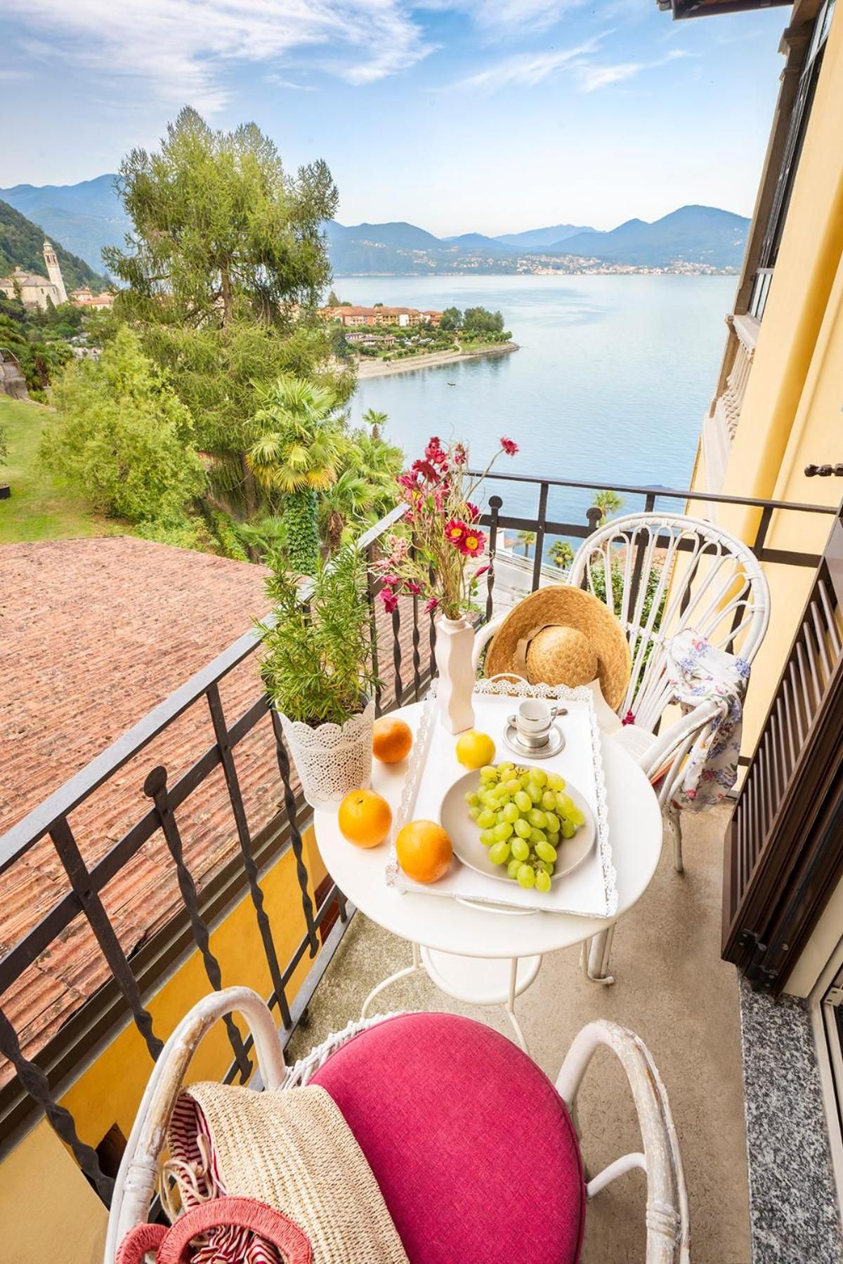 Double or Twin Room with partial Lake View