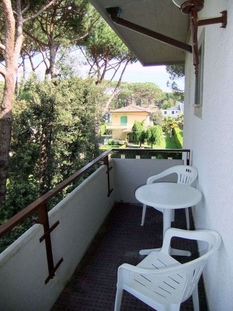 Classic Room, Balcony