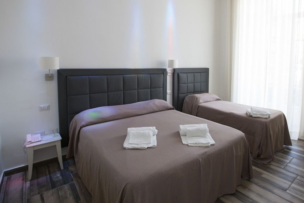 undefined Napoli Garibaldi Square