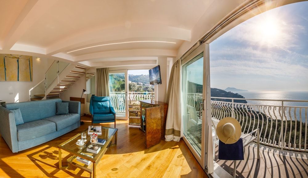 Suite (Fiorella)