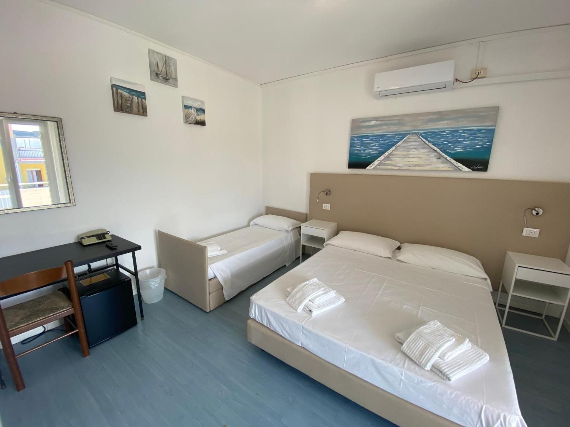 Triple Room