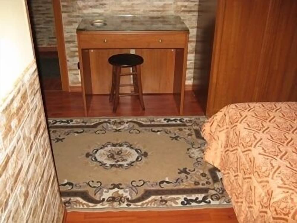 Hotel Iris Standard Room, 1 Double Bed 9