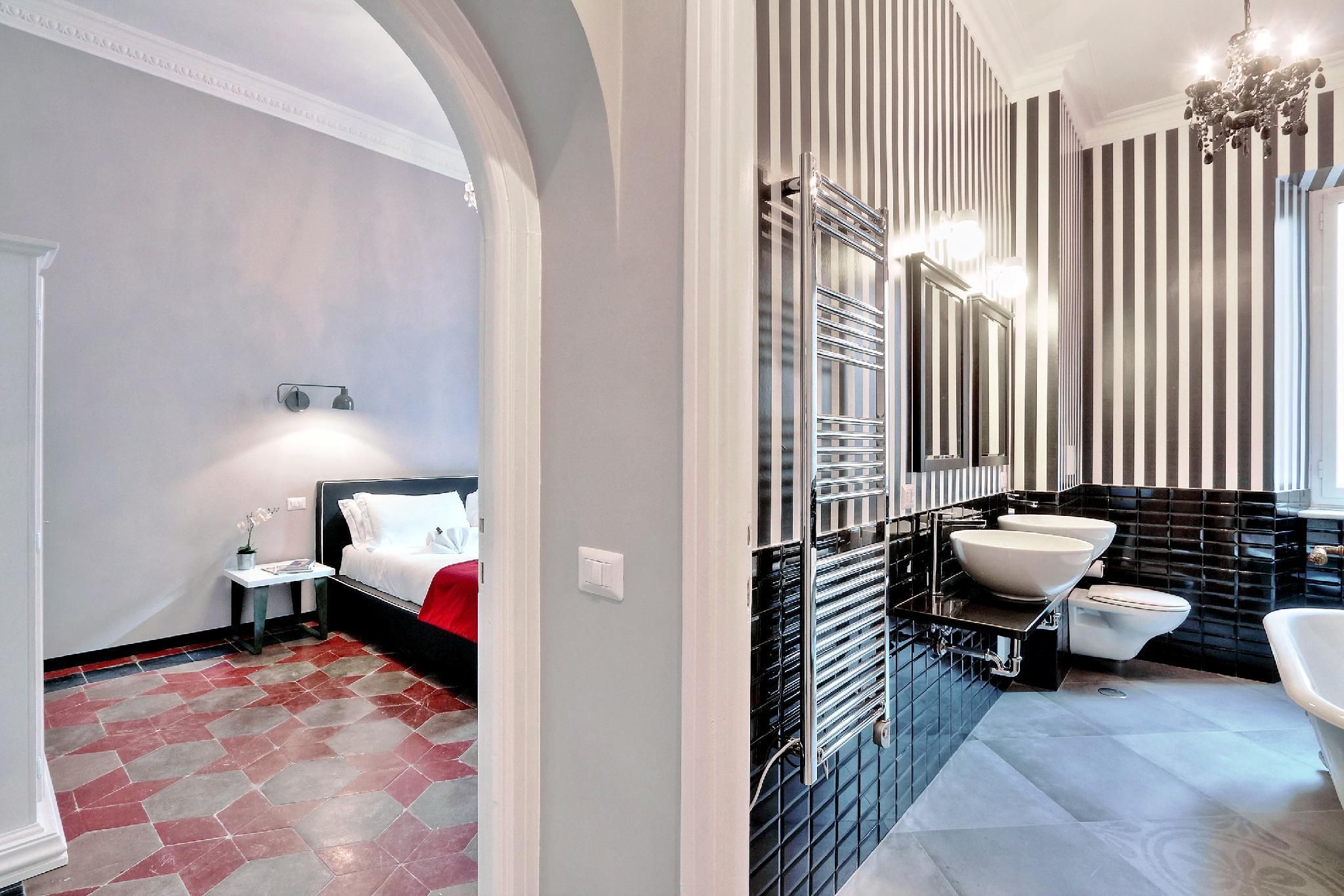 1-Bedroom Large Apartment