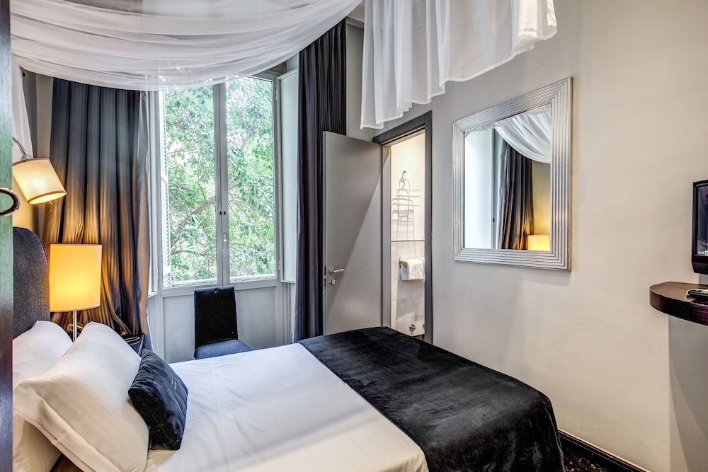 Hotel Giuggioli Economy Double Room 4