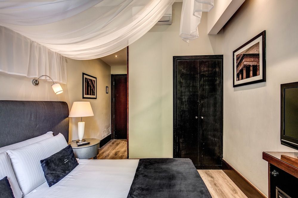 Hotel Giuggioli Economy Double Room 2