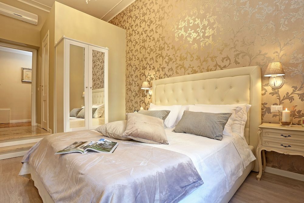 undefined Liberty Rome Suites 9