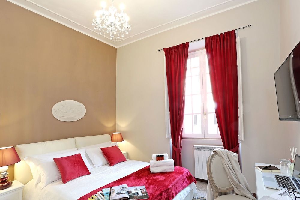 undefined Liberty Rome Suites 3