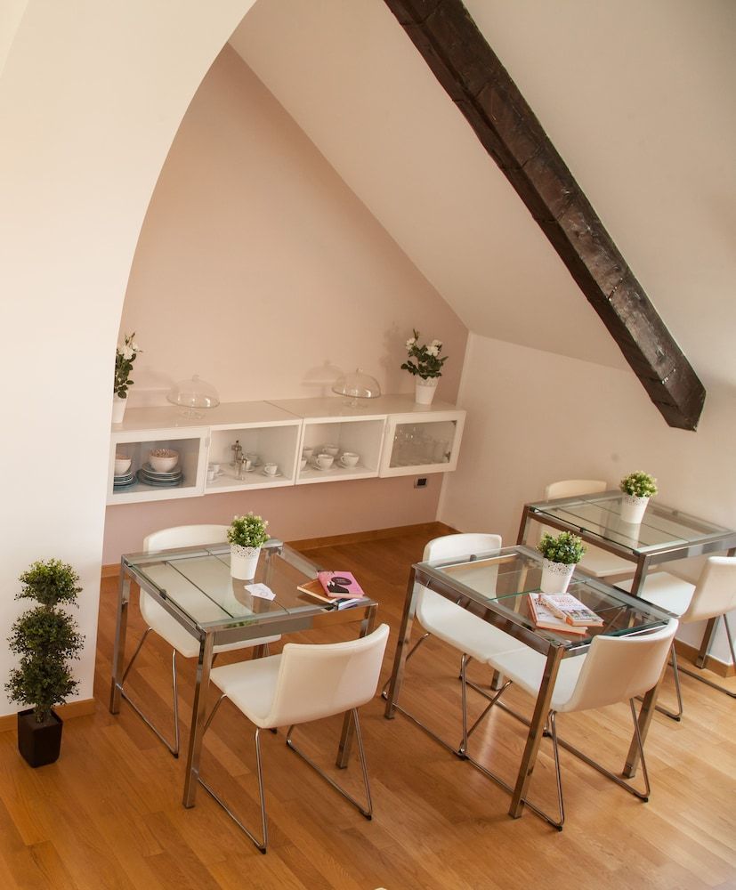 undefined CAESAR b&b NAPOLI 6