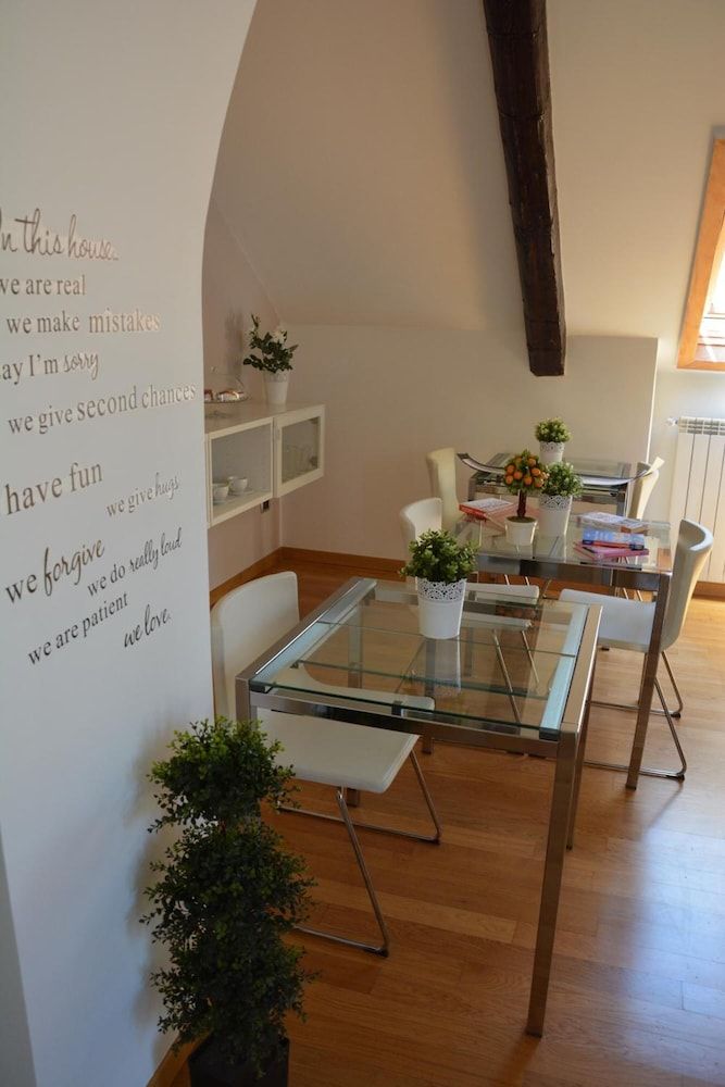 undefined CAESAR b&b NAPOLI 8