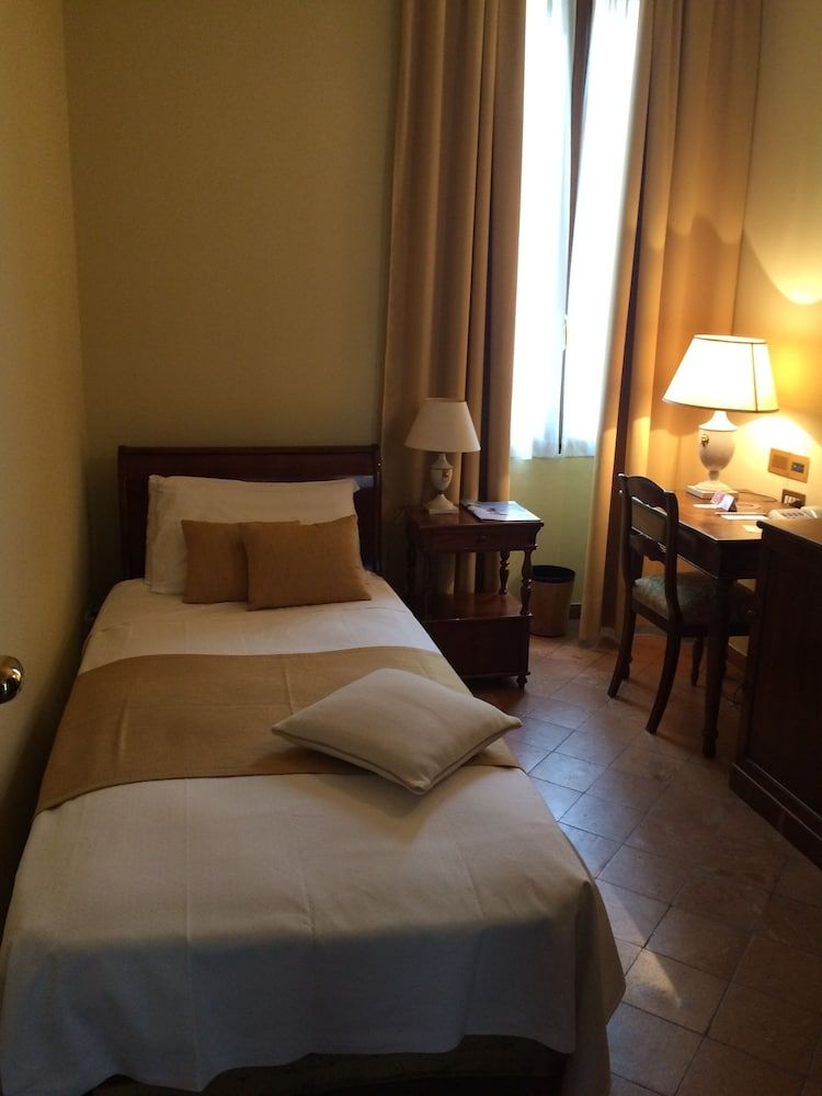 undefined Albergo Le Due Corti 10