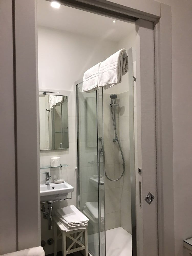 St. Peter's Relax Double Room 9