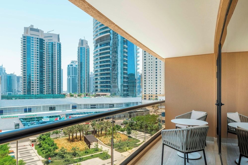 Le Royal Meridien Beach Resort And Spa Deluxe Room, Non Smoking (Balcony) 3