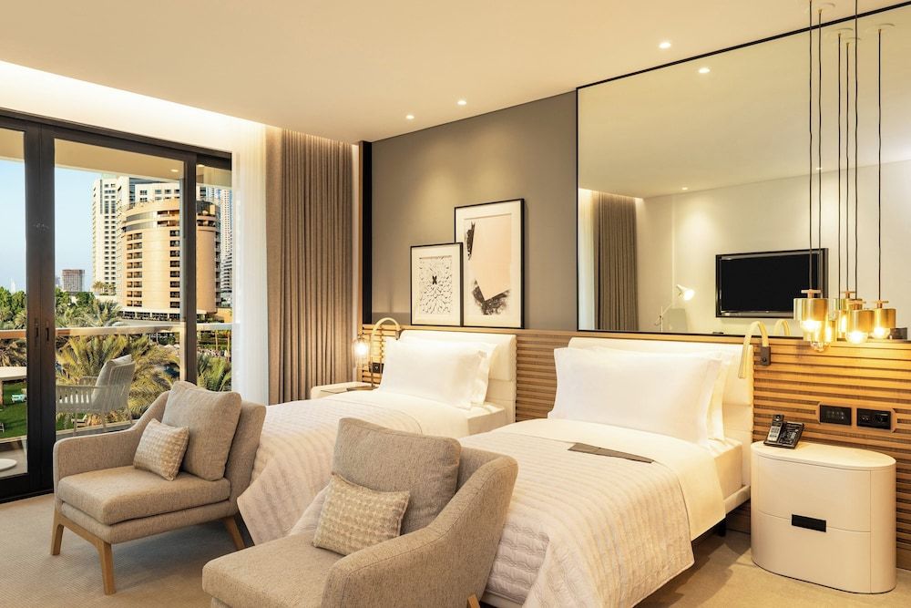 undefined Le Royal Meridien Beach Resort And Spa 2