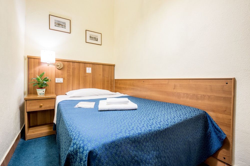 undefined Hotel Trastevere 4