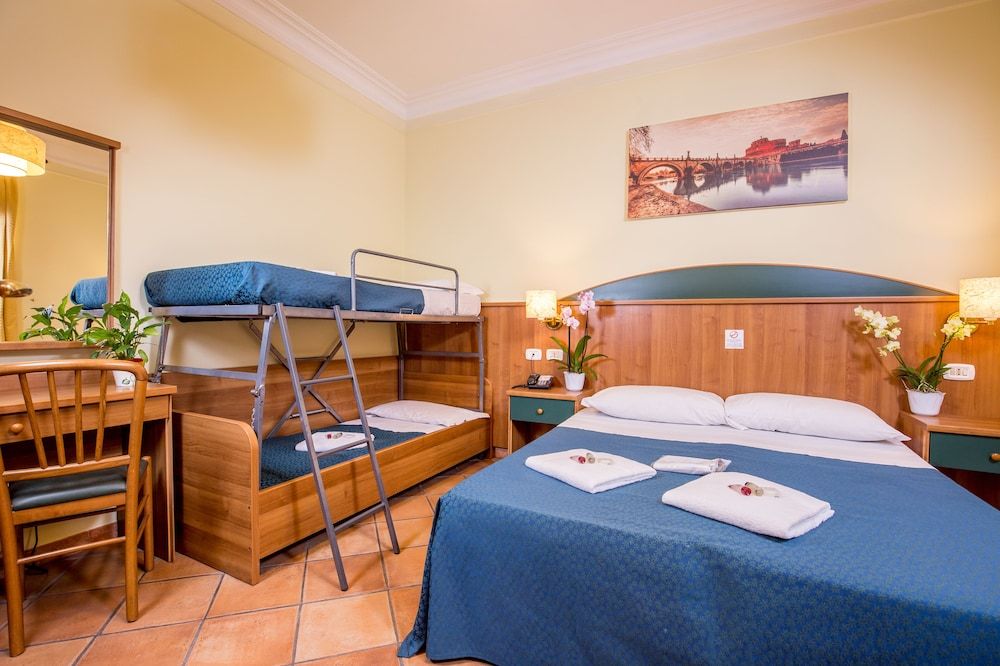 undefined Hotel Trastevere