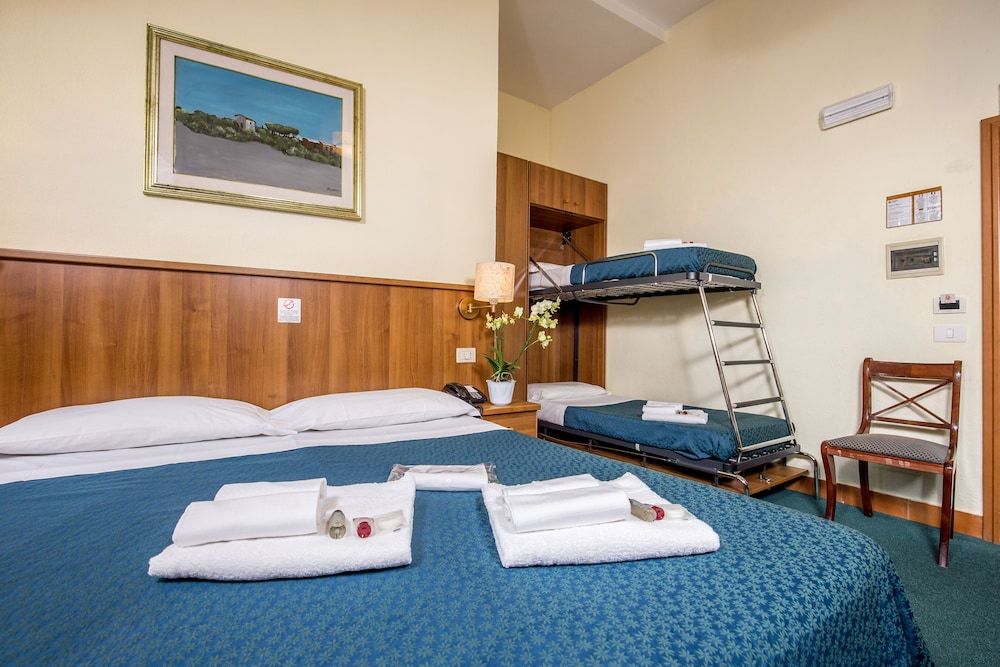 undefined Hotel Trastevere 9