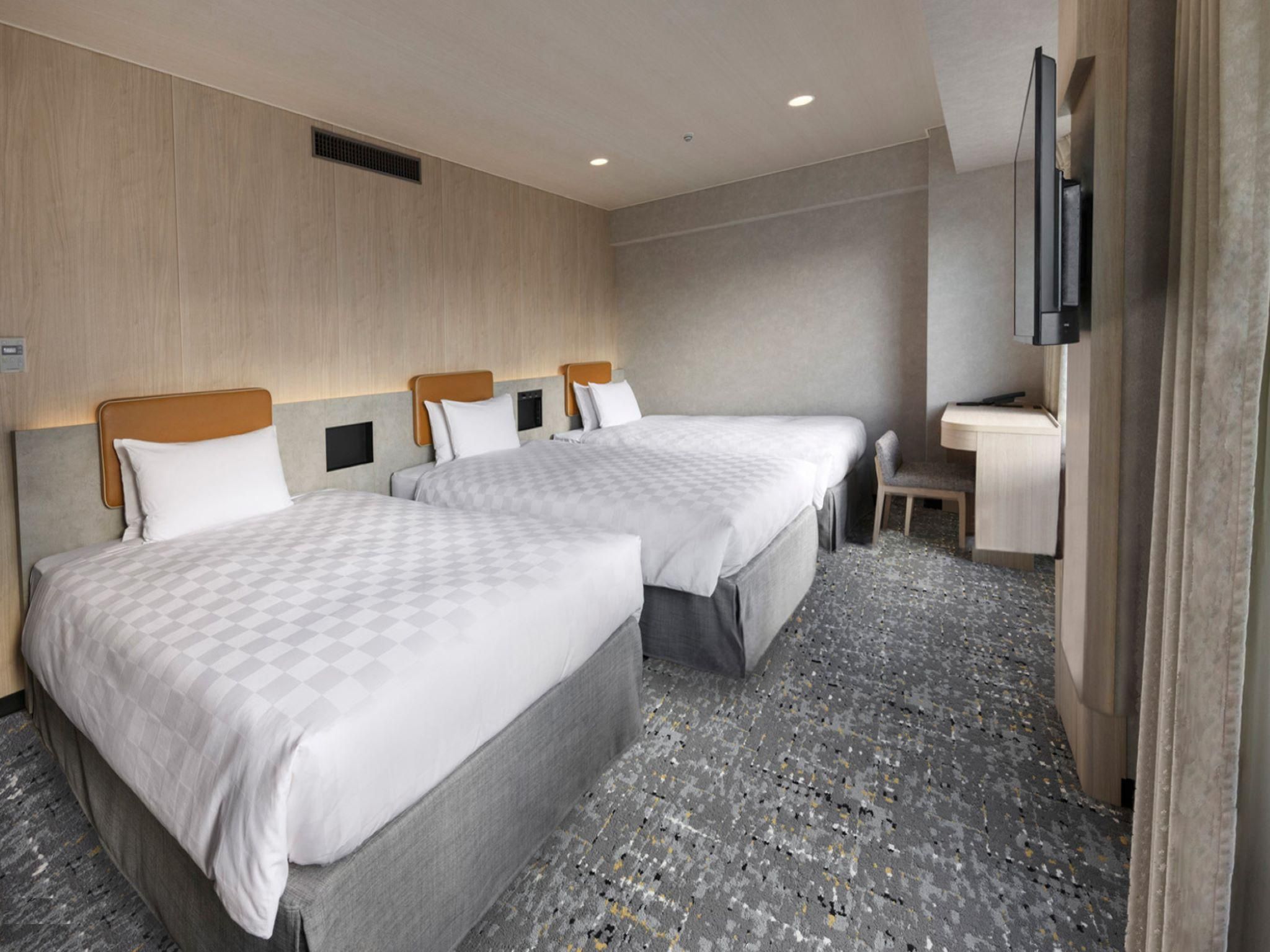 Superior Triple Room Non-Smoking with Renovated Bathroom