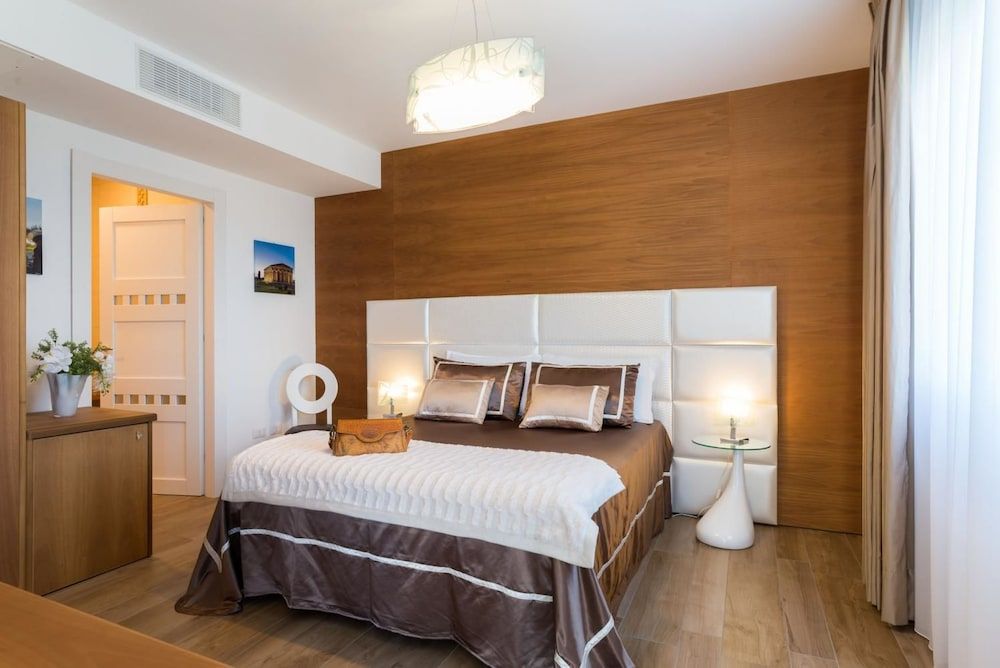 Standard Double or Twin Room, Sea View