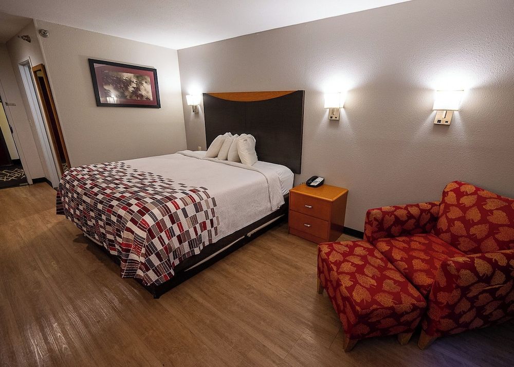 Superior Room, 1 King Bed (Smoke Free)