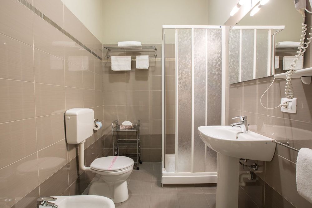 Camere Centro Storico Comfort Double Room Single Use, 1 Double Bed, Ensuite, Courtyard Area 6