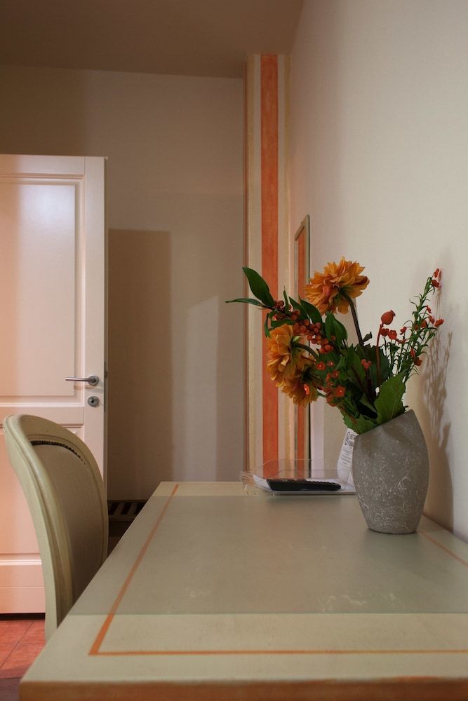 Camere Centro Storico Standard Double Room, 1 Double Bed, Ensuite, Courtyard Area 6