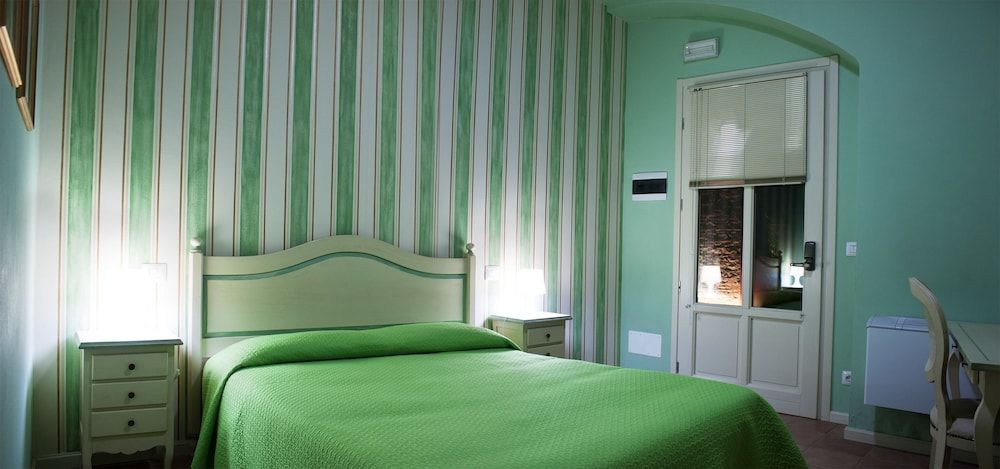 Camere Centro Storico Comfort Double Room Single Use, 1 Double Bed, Ensuite, Courtyard Area 6