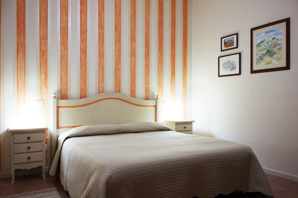 Camere Centro Storico Standard Double Room, 1 Double Bed, Ensuite, Courtyard Area 3